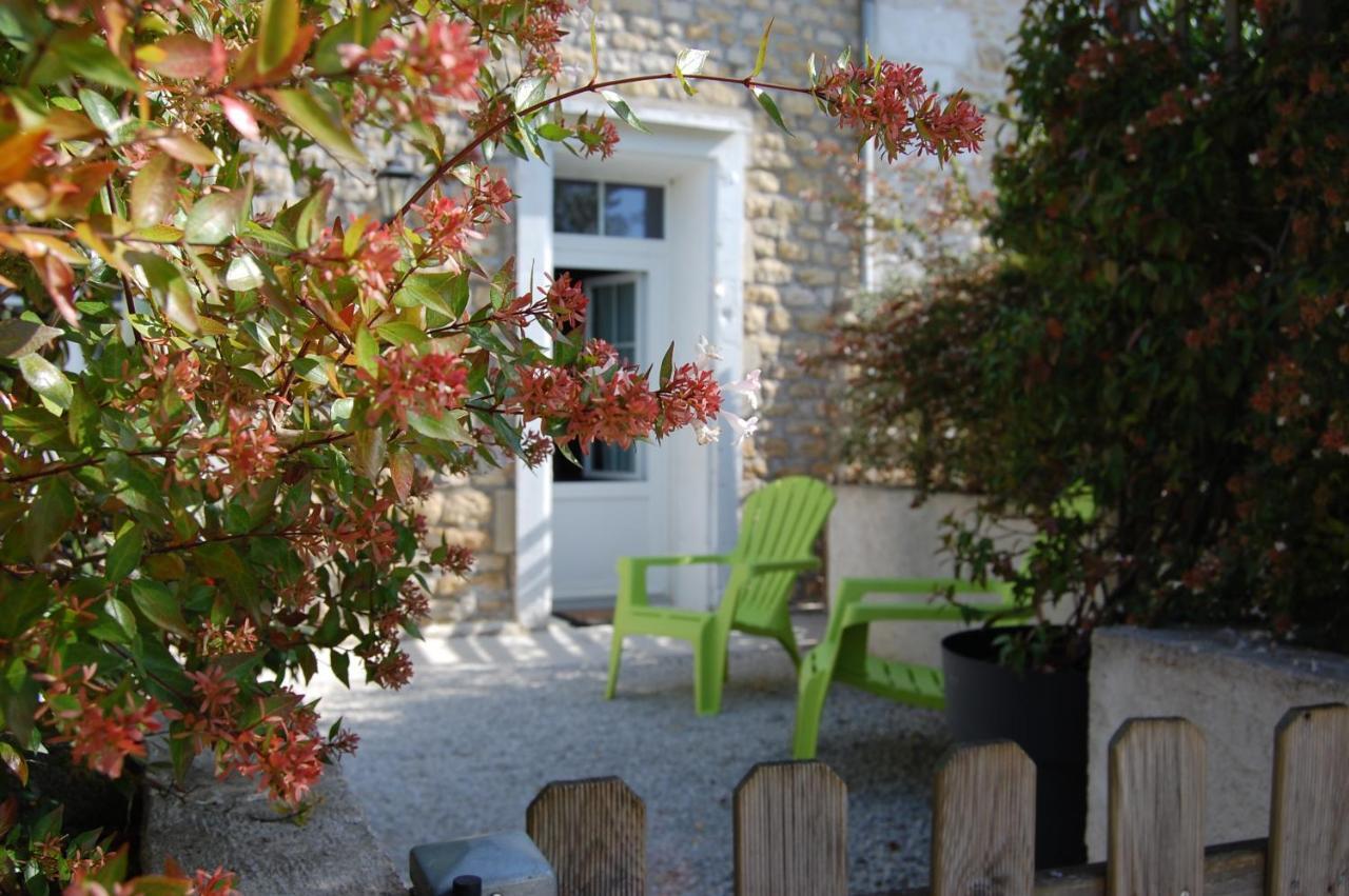Bed and Breakfast Le Comptoir Des Ecoliers Gémozac Zewnętrze zdjęcie